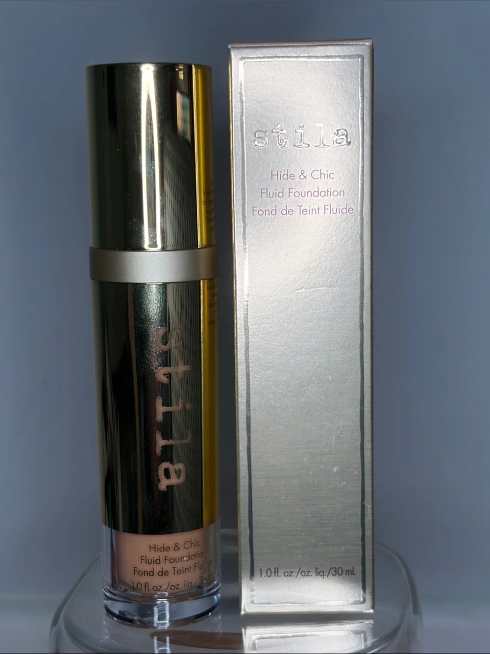 Stila Hide & Chic Fluid Foundation 30 ml- in tan 3